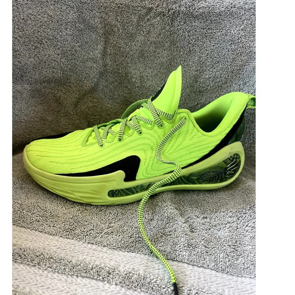 Under Armour Curry Flow 12 Extraterrestrial lime sneakers, Men's size 10